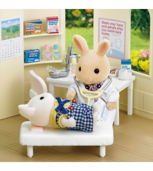 Sylvanian Families 5096 - Clinica de tara - Figurine Sylvanian Families 5096 - Clinica de tara - Figurine