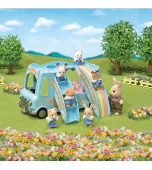 Sylvanian Families 5317 - Autobuzul curcubeu - Figurine