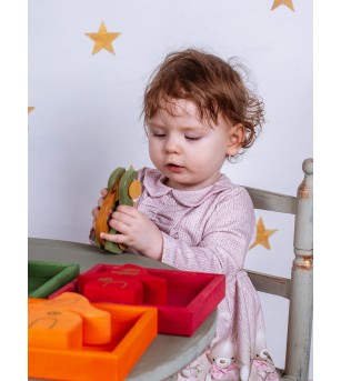 Casutele piticilor, joc handmade Marc toys - Jucării de lemn si Montessori