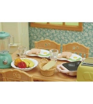 Sylvanian Families 5444 - Set mic dejun - Figurine