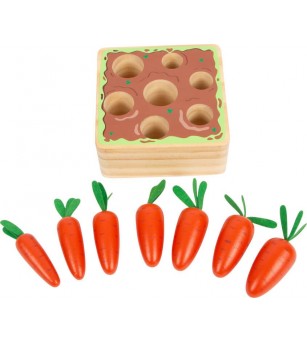 Joc de adaptare a formei Legler Small Foot, morcovi - Jucării de lemn si Montessori