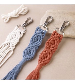 Mini Kit creativ Macrame - Breloc - Seturi creative DIY Mini Kit creativ Macrame - Breloc - Seturi creative DIY