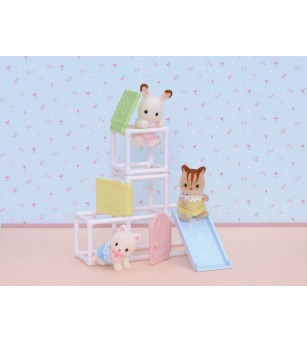 Sylvanian Families 5025 - Baby Jungle Gym - Figurine
