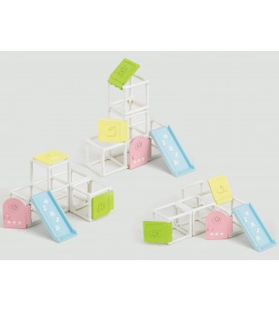 Sylvanian Families 5025 - Baby Jungle Gym - Figurine