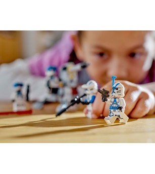 LEGO Star Wars: Pachet de lupta Clone Troopers divizia 501 75345 - 119 piese, 6 + ani - LEGO Star Wars