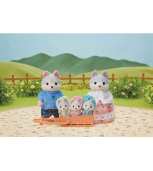 Figurine Sylvanian Families 5636 - Familia de căței Husky - Figurine