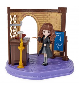 Harry Potter set lumea vrajilor sala de clasa - Jucării cu Harry Potter