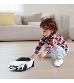 Masina cu telecomanda BMW Z4 alba scara 1 la 24 - Mașinuțe cu telecomandă