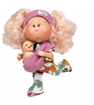 Papusa Nines D'Onil, Mia, cu parul blond, cu bebe, cu articulatii, cu miros de vanilie, 30 cm - Papusi