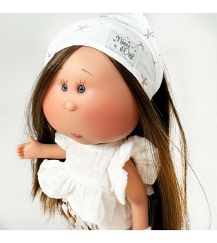 Papusa Nines D'Onil, Mia, cu parul saten drept, cu catel, cu articulatii, cu miros de vanilie, 30 cm - Papusi
