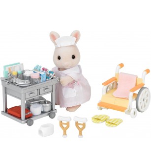 Sylvanian Families 5094 - Set de accesorii și figurină iepuraș asistenta - Figurine