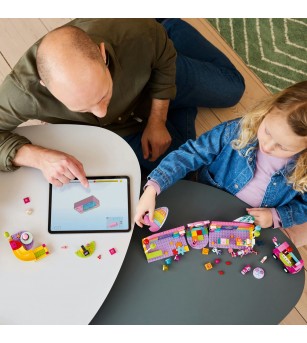 LEGO Gabby s Dollhouse: Camera de party a lui Gabby - 10797, 252 piese, 4 + ani - LEGO Gabby s Dollhouse