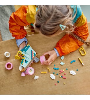 LEGO Creator: Patina cu rotile retro - 31148, 342 piese, 8 + ani - LEGO Creator