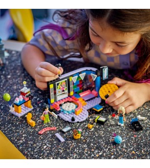 LEGO Friends: Petrecere cu karaoke - 42610, 196 piese, 6 + ani - LEGO Friends LEGO Friends: Petrecere cu karaoke - 42610, 196 piese, 6 + ani - LEGO Friends
