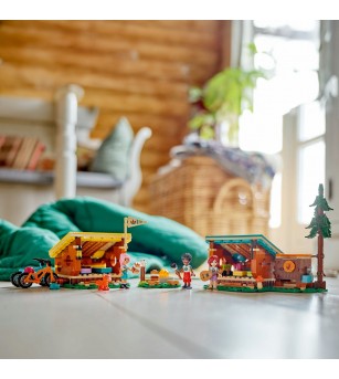 LEGO Friends: Cabane în tabara de aventuri - 42624, 437 piese, 7 + ani - LEGO Friends