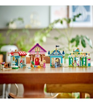 LEGO Disney: Aventura printeselor Disney la piata - 43246, 817 piese, 6 + ani - LEGO Disney