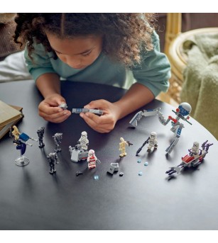 LEGO Star Wars: Pachet de lupta: Clone Trooper si droid de lupta - 75372, 215 piese, 7 + ani - LEGO Star Wars