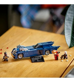 LEGO DC Super Heroes: Batman™ cu Batmobile™ vs Harley Quinn™ si Mr. Freeze™ - 76274, 435 piese, 8 + ani - LEGO DC Super Heroes