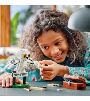 LEGO Harry Potter: Hedwig pe Privet Drive nr. 4 - 76425, 337 piese, 7 + ani - LEGO Harry Potter