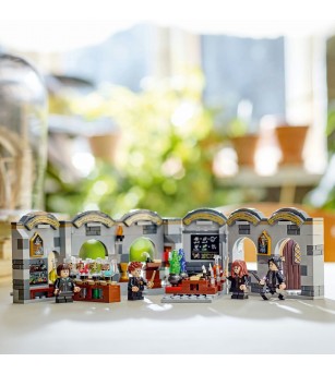 LEGO Harry Potter: Castelul Hogwarts™: Lectia de potiuni - 76431, 397 piese, 8 + ani - LEGO Harry Potter