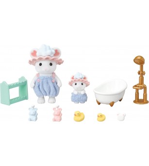 Set Sylvanian Families 5805 - Distracție spumoasă cu frații șoricei Marshmallow - Figurine