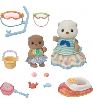 Set Sylvanian Families 5804 - Aventuri acvatice cu surorile Vidră - Figurine