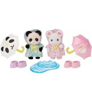 Figurine Sylvanian Families 5748 - Prieteni de la gradiniță - Rainy Day - Figurine Figurine Sylvanian Families 5748 - Prieteni de la gradiniță - Rainy Day - Figurine