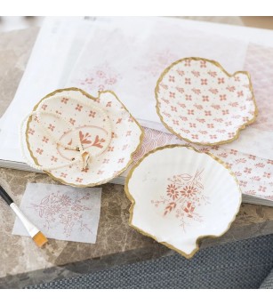 Mini kit creativ Decoupage - Boluri scoici - Art and crafts Mini kit creativ Decoupage - Boluri scoici - Art and crafts