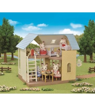 Sylvanian Families 5671 - Casuța Bluebell Cottage și figurină iepuraș - Figurine