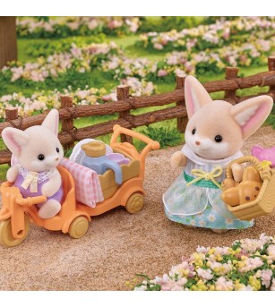 Figurine Sylvanian Families 5698 - picnic în familie cu frații Fennec - Figurine Figurine Sylvanian Families 5698 - picnic în familie cu frații Fennec - Figurine