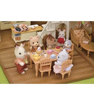 Sylvanian Families 5727 - Căsuța cu acoperiș roșu și cameră secretă în pod - Figurine Sylvanian Families 5727 - Căsuța cu acoperiș roșu și cameră secretă în pod - Figurine