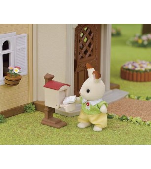 Sylvanian Families 5727 - Căsuța cu acoperiș roșu și cameră secretă în pod - Figurine Sylvanian Families 5727 - Căsuța cu acoperiș roșu și cameră secretă în pod - Figurine