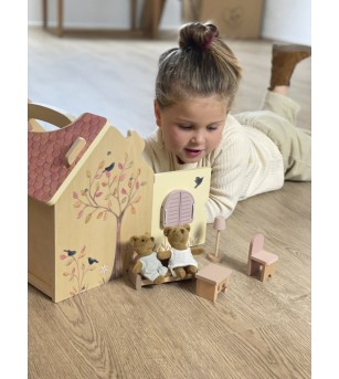 Casuta de papusi cu 2 ursuleti de plus, Egmont Toys - Jucării de lemn si Montessori