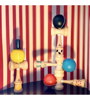 Joc de indemanare Kendama din lemn, Svoora - Jocuri de îndemânare