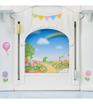 Sylvanian Families 5743 - Grădinița Sunny Castle și figurină iepuraș Flora - Figurine