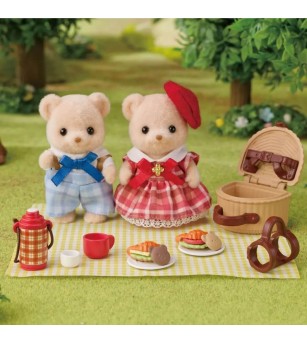 Figurine Sylvanian Families 5852 - picnic în familie cu frații Biscuit - Figurine