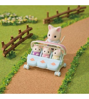 Figurine Sylvanian Families 5880 - Tripleții pisici florale și cărucior - Figurine