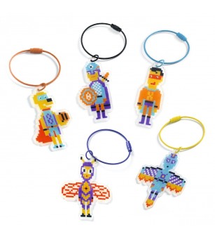Joc creativ DIY Brelocuri eroi, Djeco - Seturi creative DIY