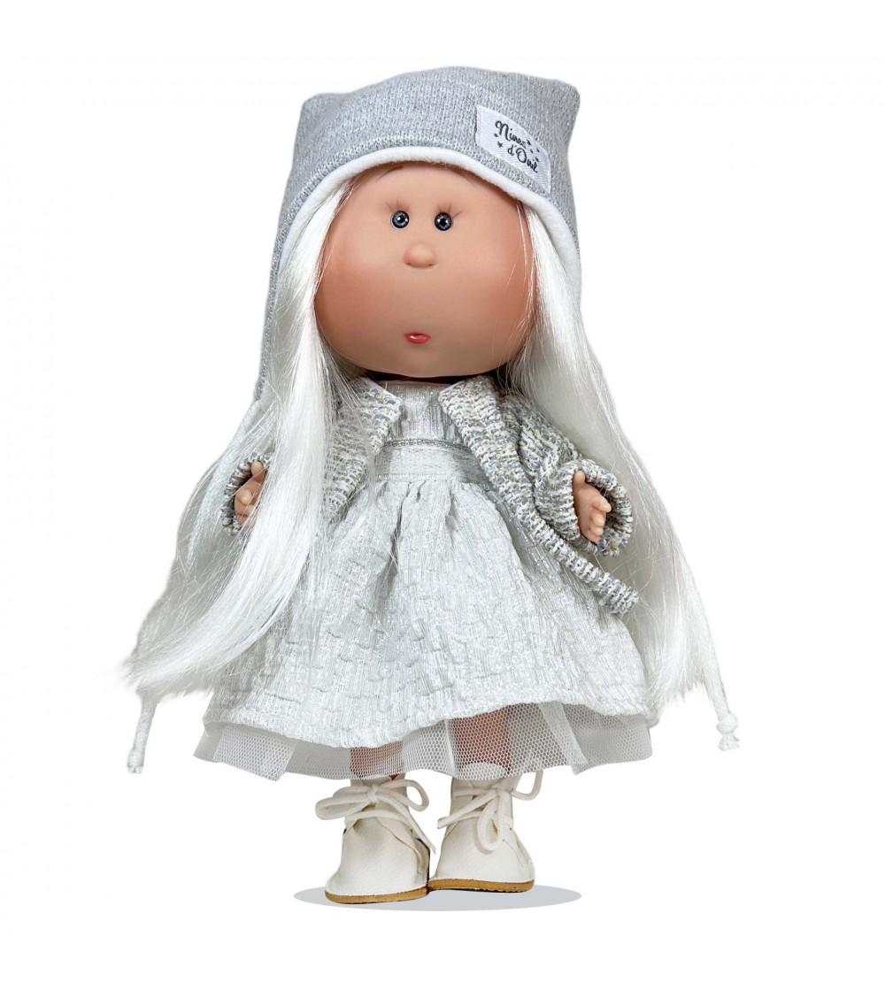 Papusa Nines D'Onil, Mia Snow, cu miros de vanilie, 30 cm - Papusi