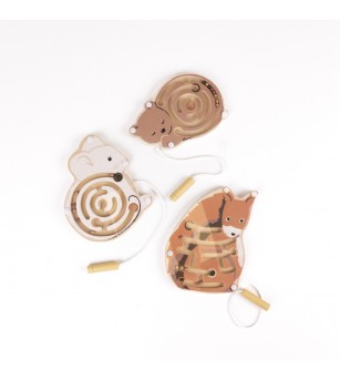 Mini labirint magnetic din lemn, Egmont Toys - Jucării de lemn si Montessori